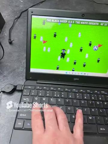 御三家Game-视频-【御三家Game】《我是足球 》游戏宣传片