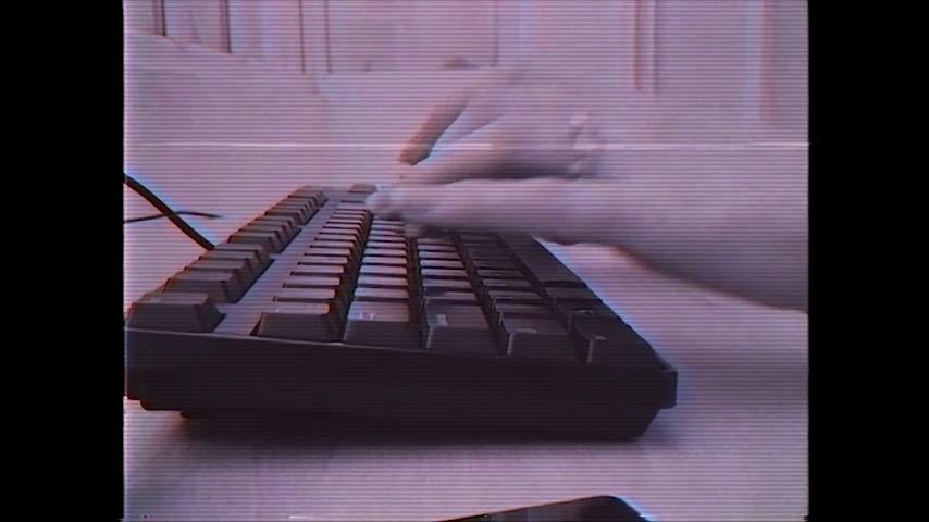 御三家Game-视频-【御三家Game】《变体少女 》游戏宣传片